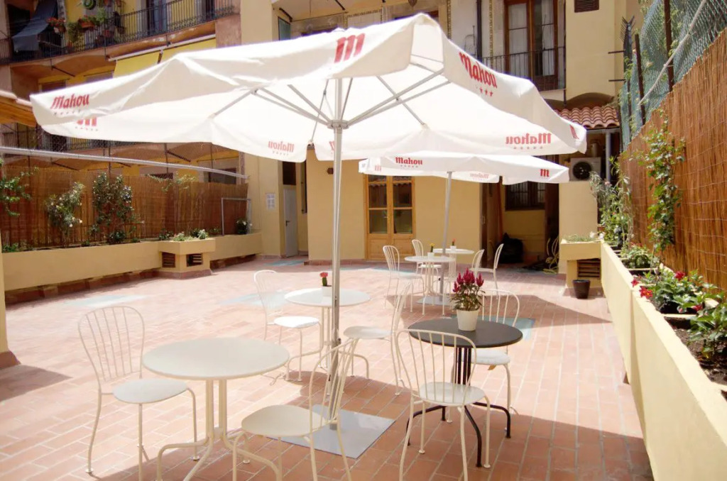 Bcn Home Guest House