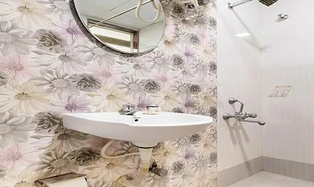 Fabhotel Sri Sai Ram Suites