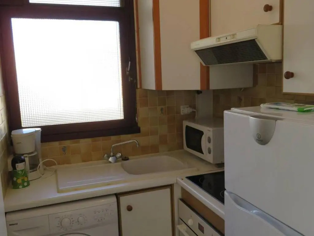 Appartement Bormes-les-Mimosas, 2 pièces, 4 personnes - FR-1-610-28