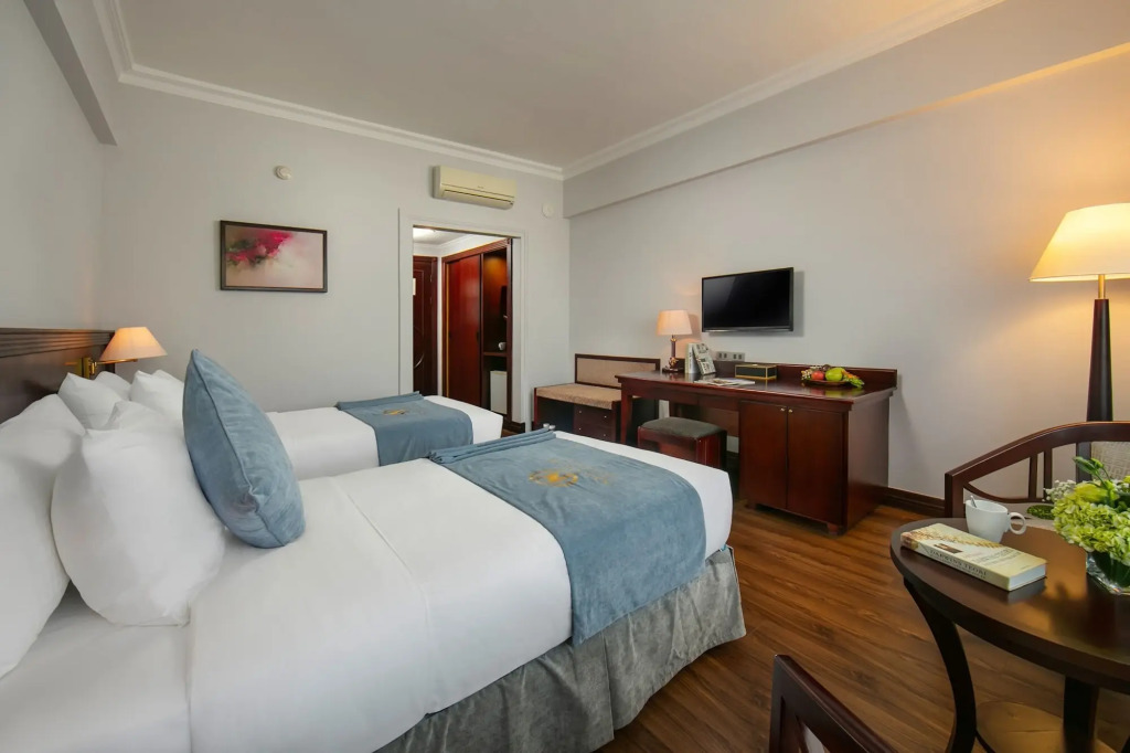 The Tray Hotel Hai Phong