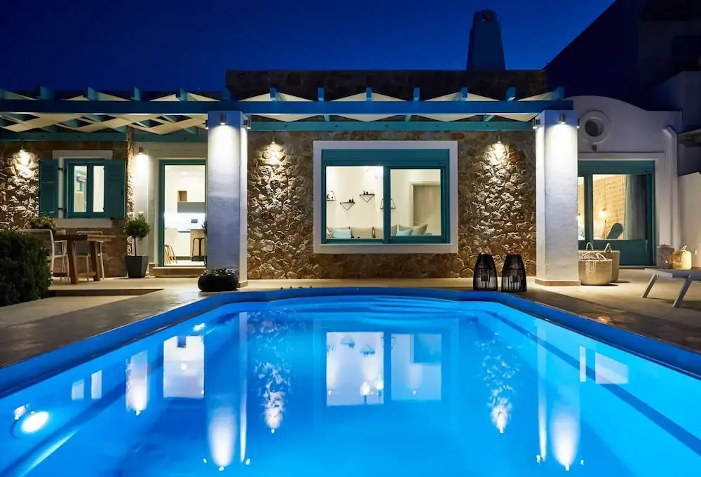 Almyriki Beach Villa