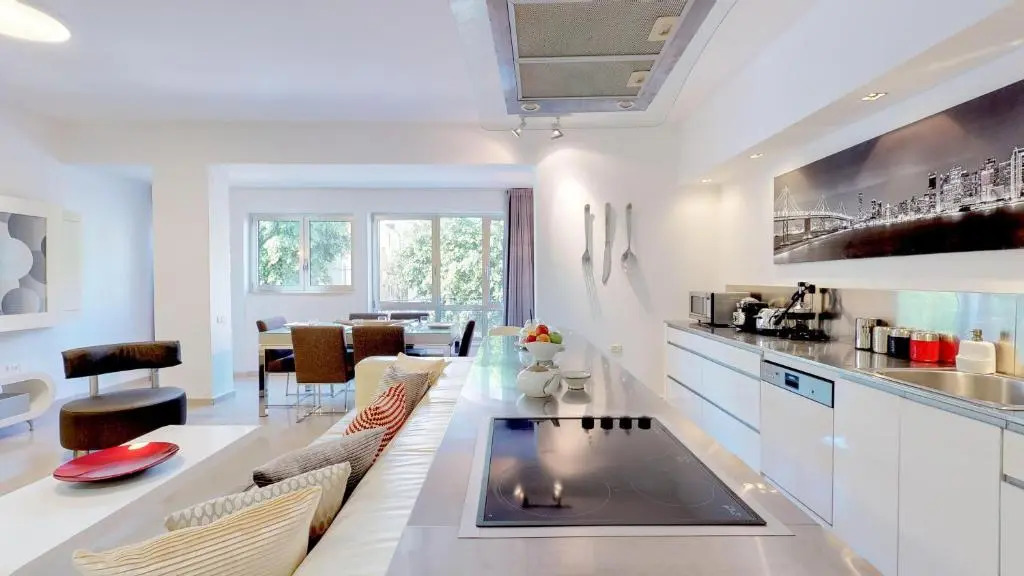 Peaceful 3BR near Frishman Beach by HolyGuest