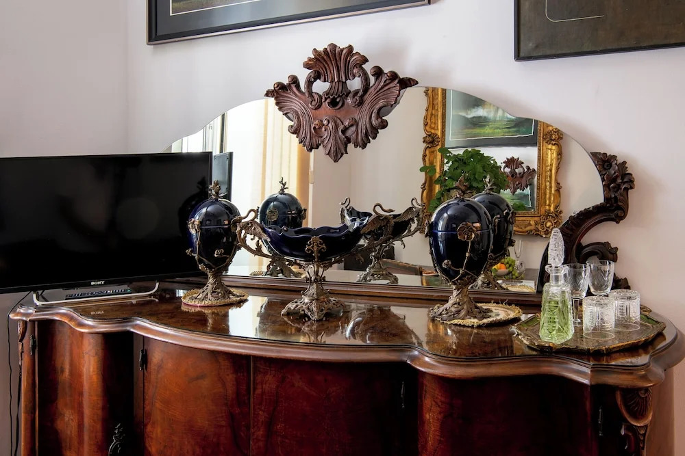 Royal Heritage Apartment in Split Center