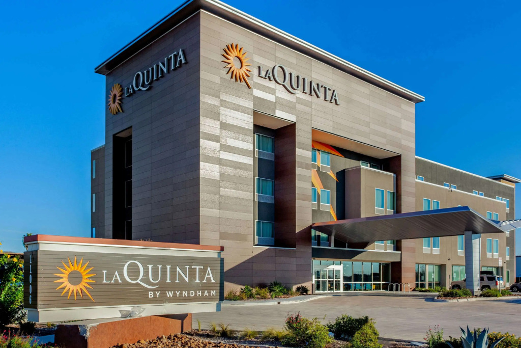 La Quinta by Wyndham San Antonio Alamo City
