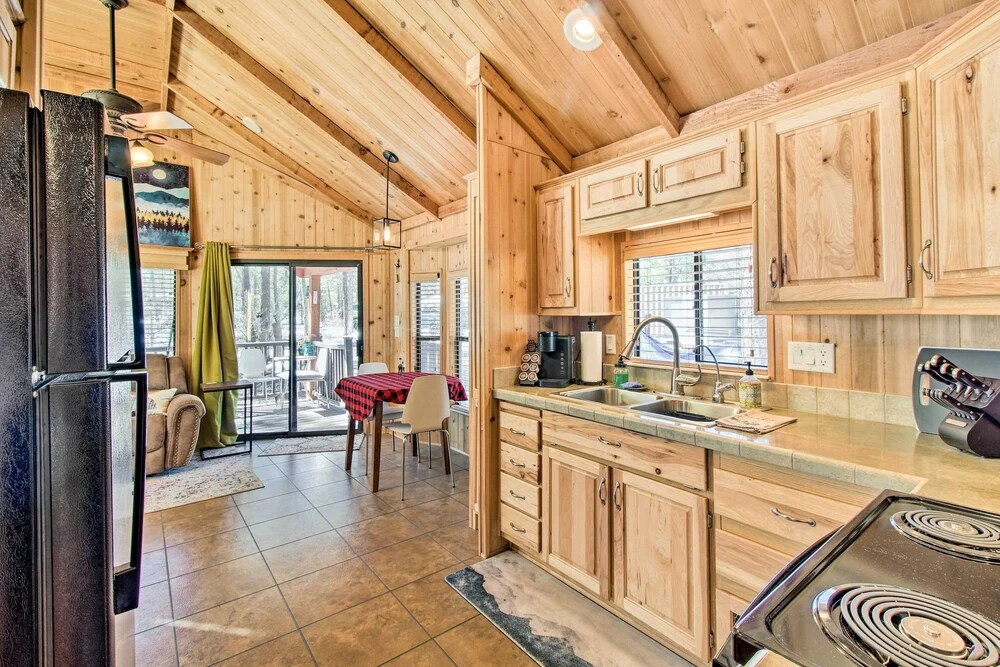Lakeside Cabin with Fire Pit about 4 Mi to Show Low Lake