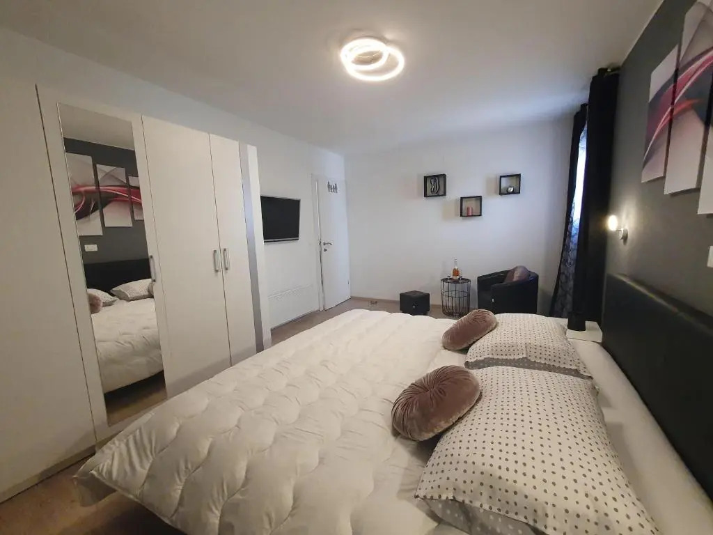 Apartment Dora
