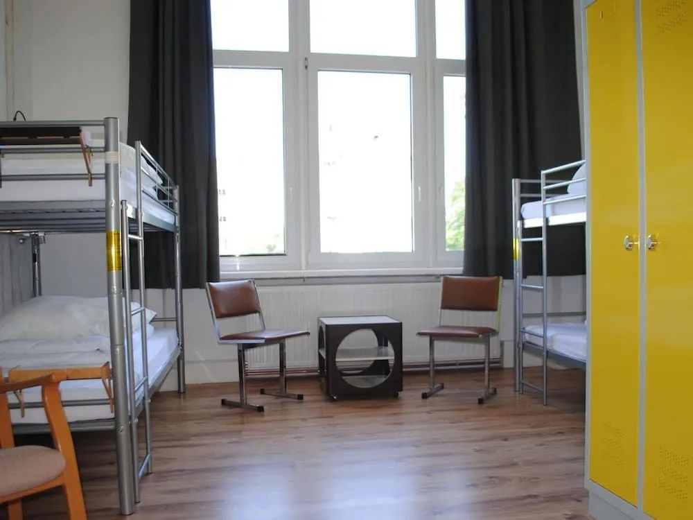 Sandershaus Hostel