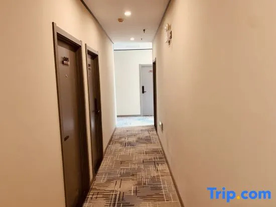Yiju Hotel (Shijiazhuang Zhonghua North Street Branch)