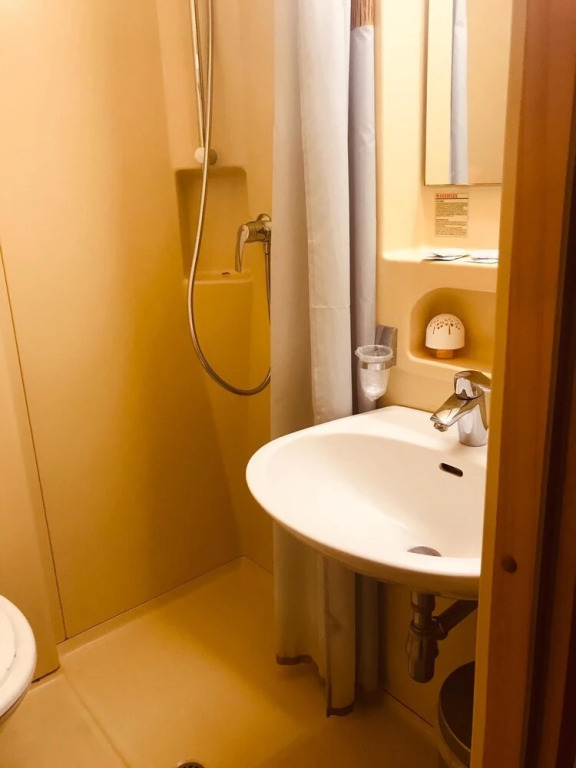 Artiste Hotel