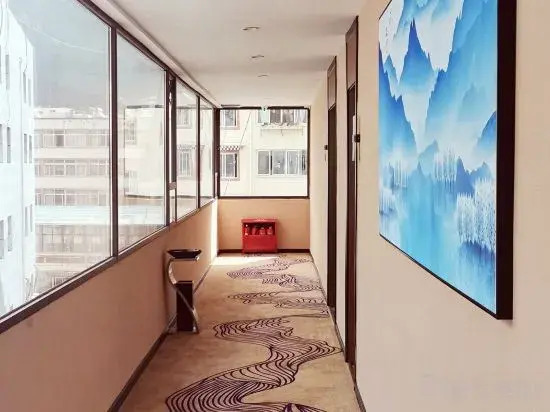 Lixian Impression Hotel