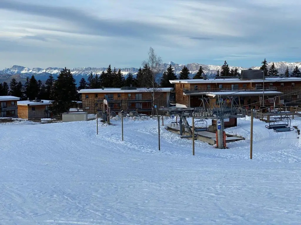apt 4/6 pers aux villages du Bachat chamrousse