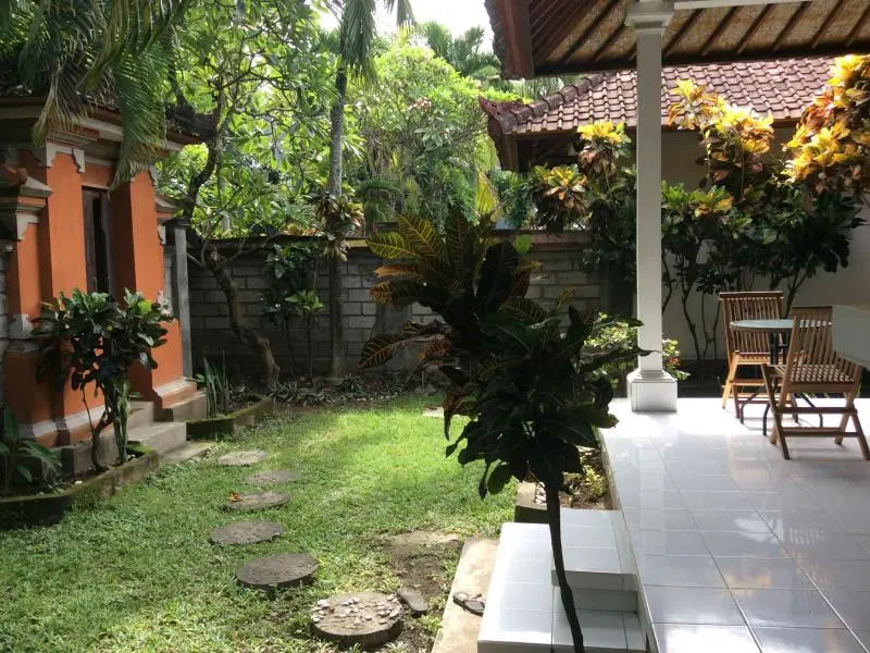 Legian Guest Villas