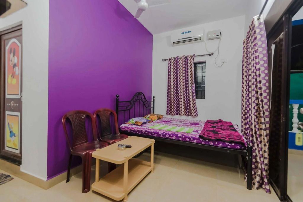 OYO StayOut Casino Palms Baga