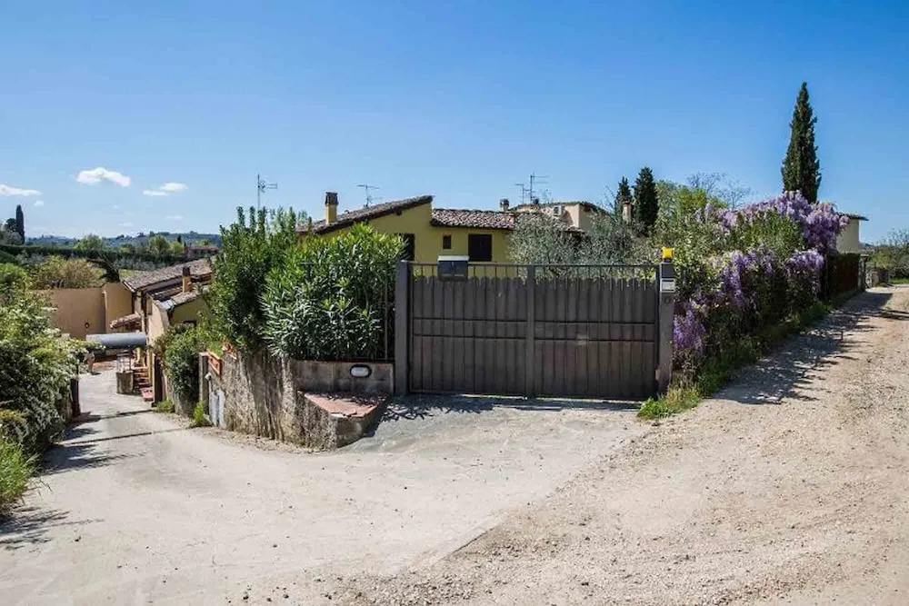 Tinaia-1 Villa, 1116 Beds