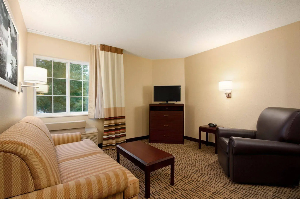 MainStay Suites Detroit Auburn Hills