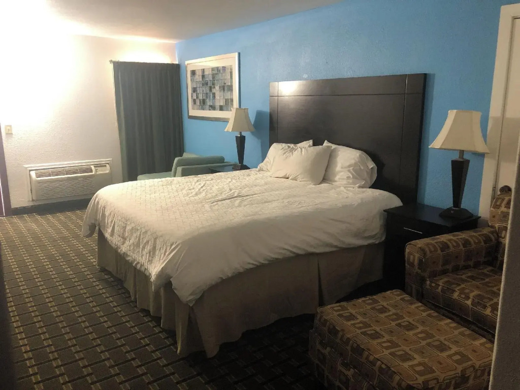 Executive Inn