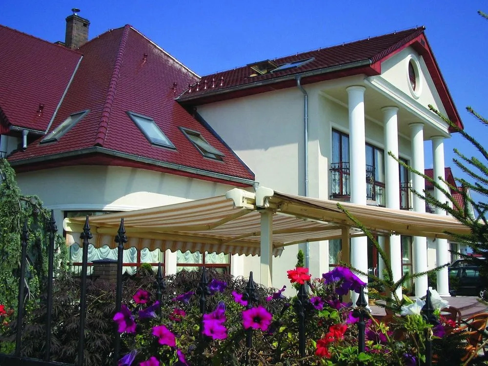 Villa Hoff Wellness & Spa