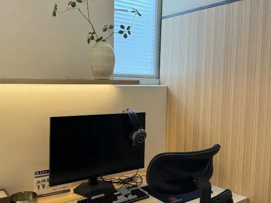 Qixi E-Sports Hotel