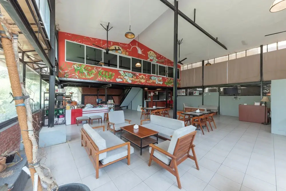 Sans Hotel Skyland Pasteur Bandung