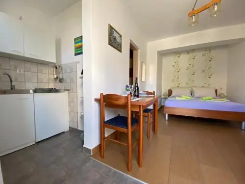 Apartments / Studio Dijana