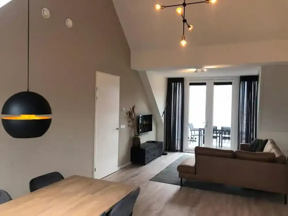 5-person Lodge With Private Balcony
