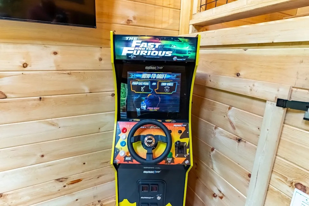 Brand New 2 bed 2 Bath Arcade Games Hot Tub