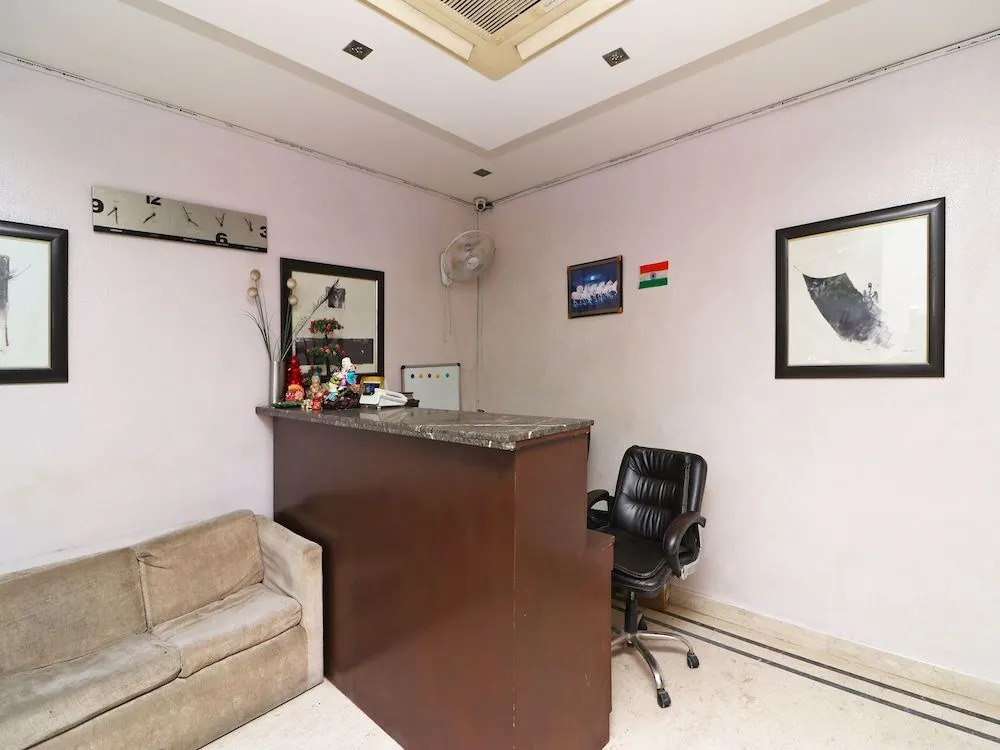 OYO 15503 Corporate House