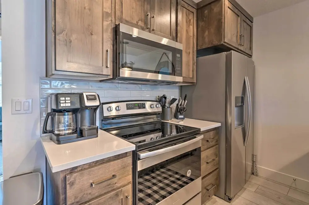 Charming Mccall Townhome: Hike, Fish, & Ski!
