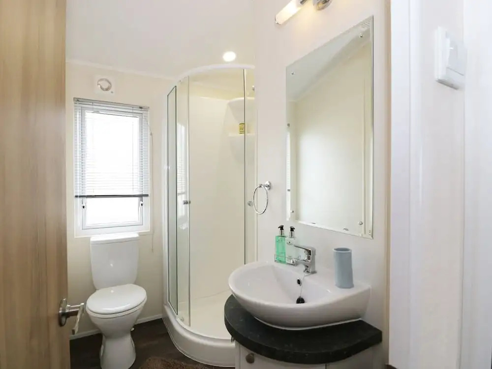 8 Harbour View