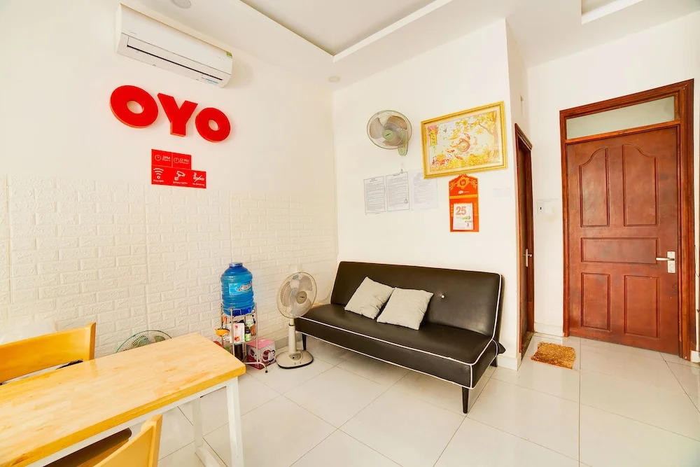 Oyo 644 Stella House & Apartment