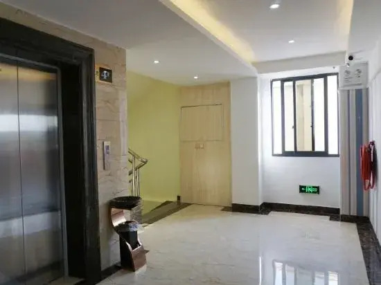 Dolphin Bay Hotel