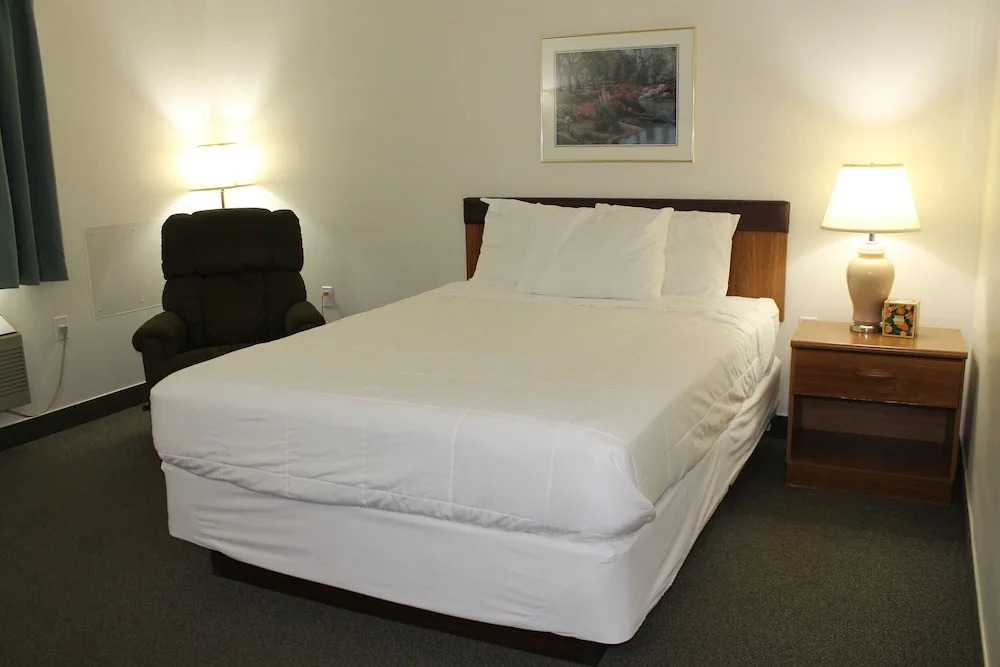 American Host Inn