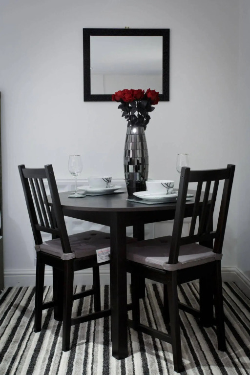 Shaftesbury Apartments