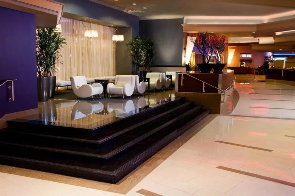 The STRAT Hotel, Casino & Tower