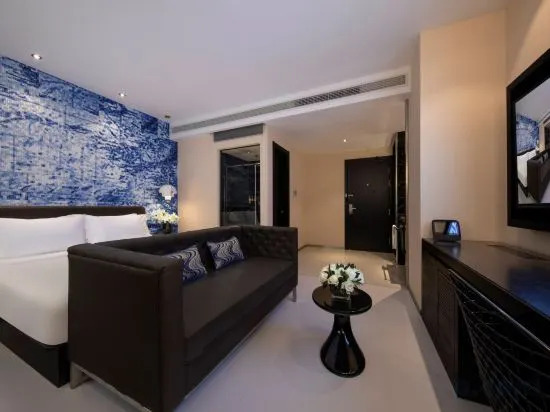 Crystal Hotel Shanghai Lujiazui Oriental Pearl Tower