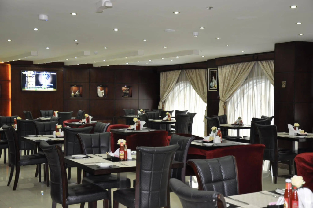 Tourist Hotel