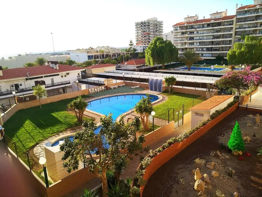 2 bedrooms sea view apartament 100 meters from ocean