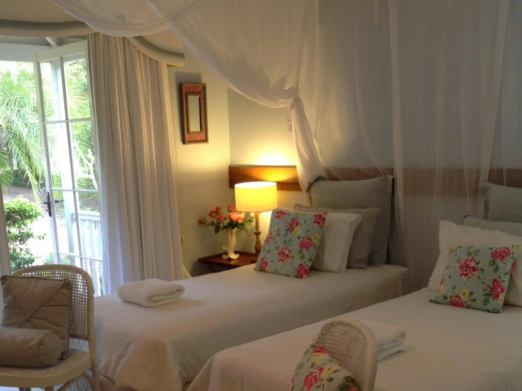 Noosa Valley Manor B&B