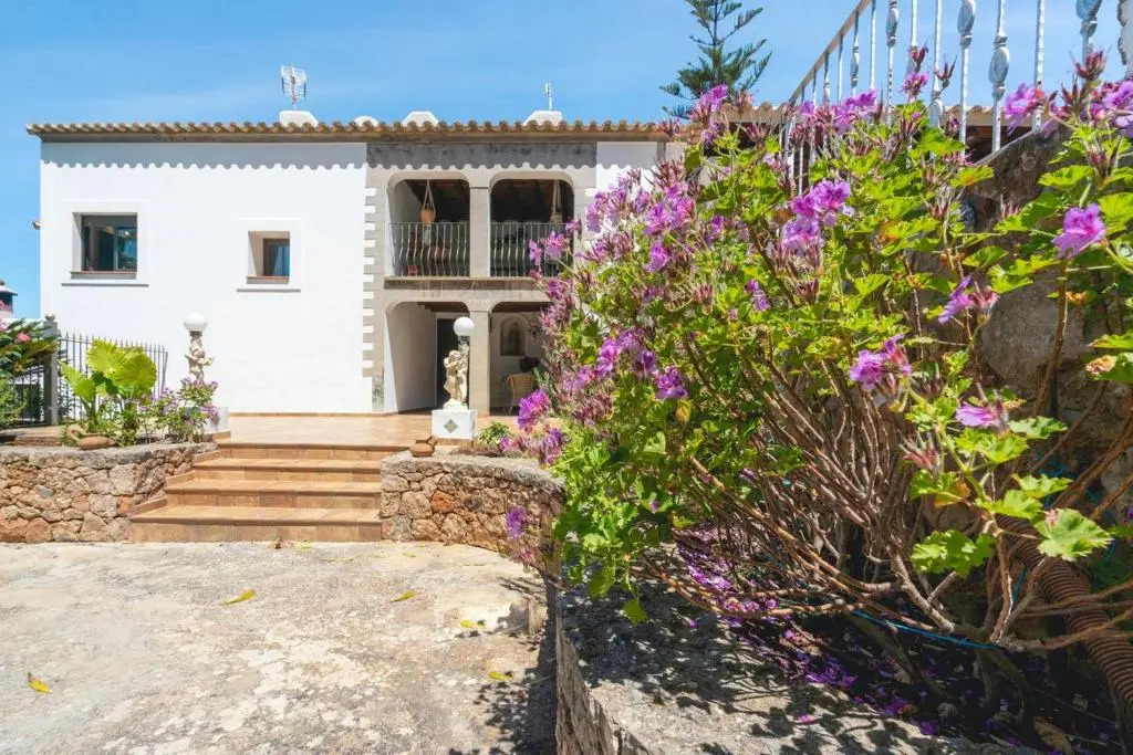 Villa with 4 Bedrooms in Santa Eulària Des Riu, with Private Pool, Furnished Terrace And Wifi