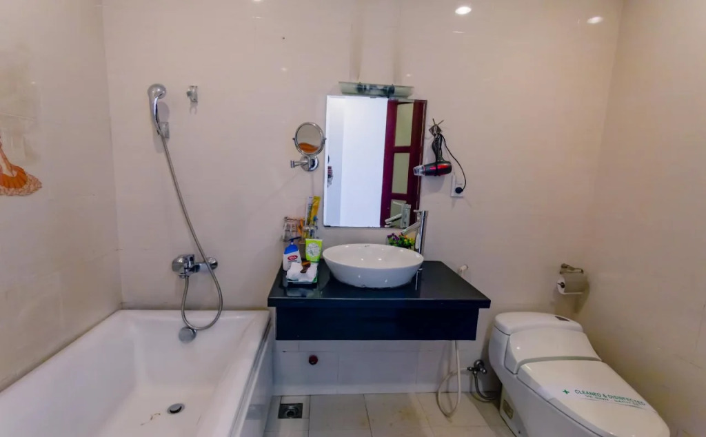 A25 Hotel - 14 Lương Hữu Khánh