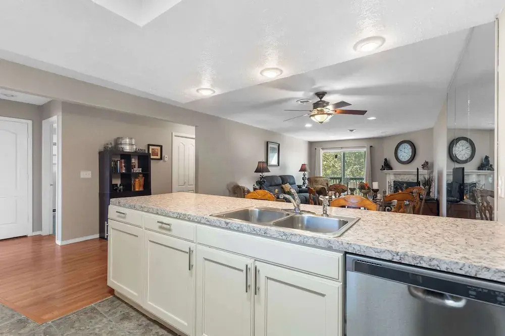 River Song Condo for 4