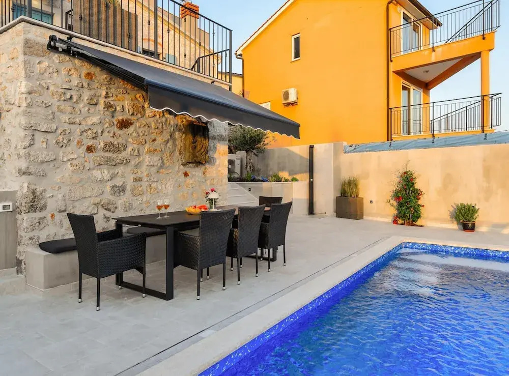 Beautiful Apartment With View