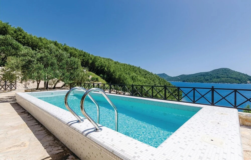 Awesome Home in Ston With Outdoor Swimming Pool, Wifi and 3 Bedrooms