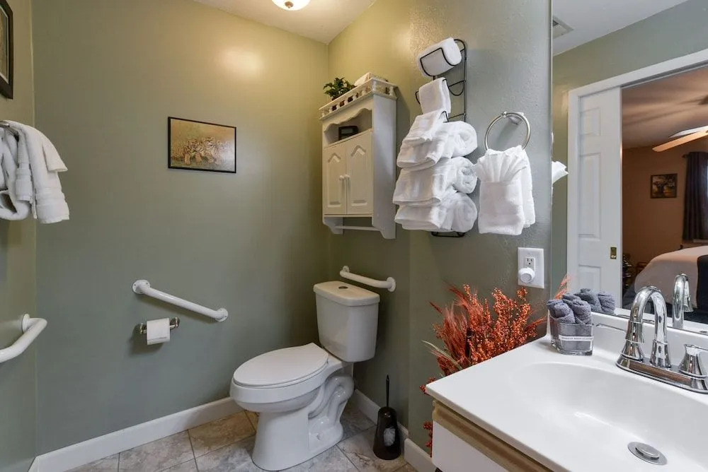 Veltings Golf View Getaway - Holiday Hills Branson - Golf Resort - Outdoor Pools