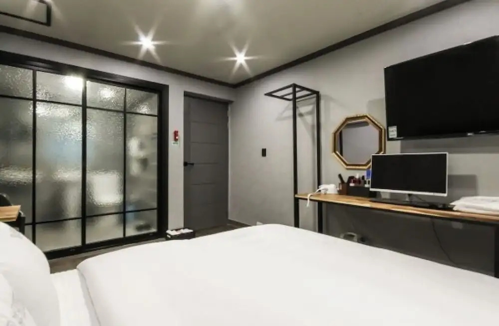 The Charp Hotel