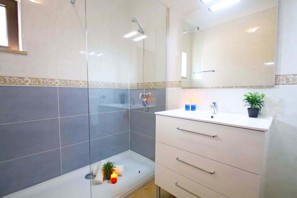 Villa Martinica - Refúgio tranquilo com piscina e BBQ - Guia, Albufeira