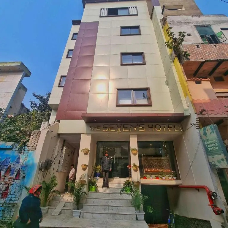The Seven'S Hotel
