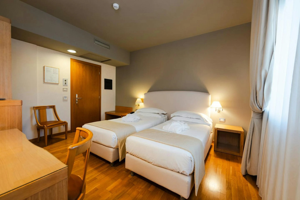 Hotel Touring