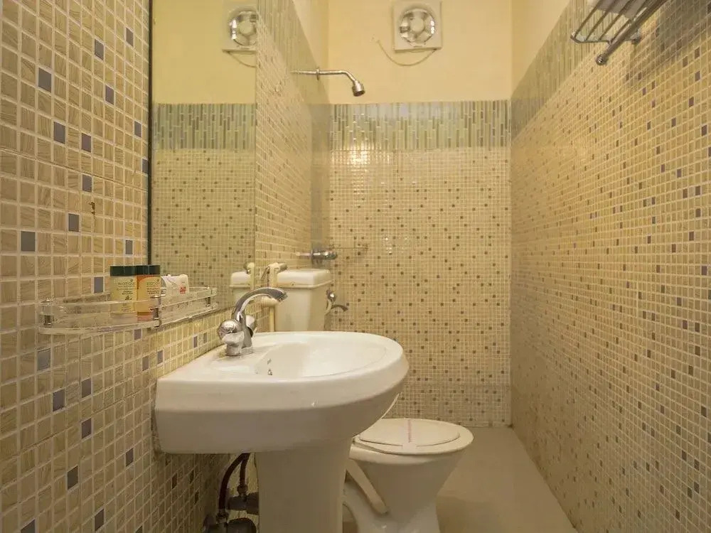 North Bengal Guest House By OYO Rooms