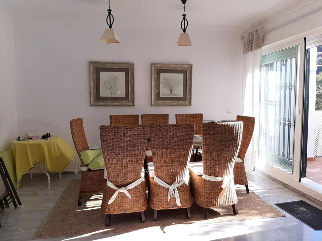 Amazing holiday home in Alhaurín El Grande with pool